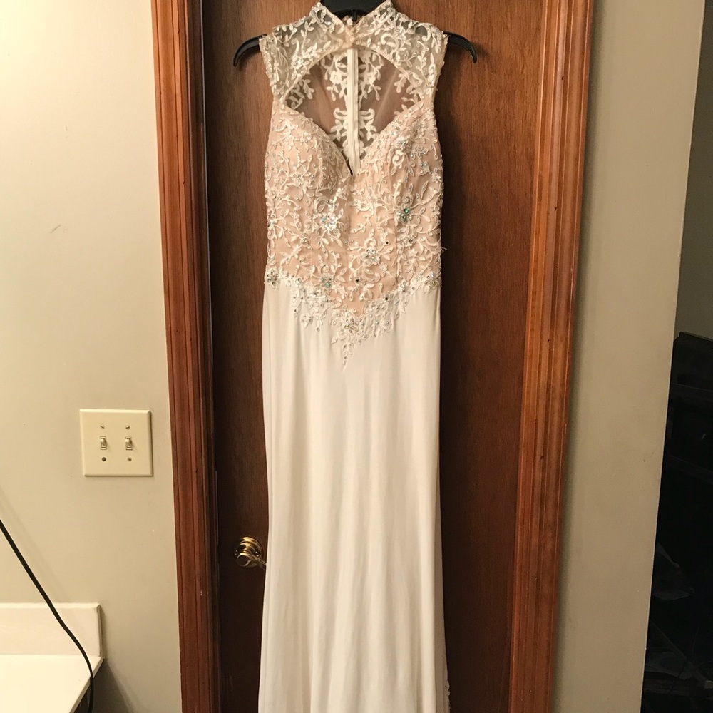 Prom Dress - Picture 3 of 6